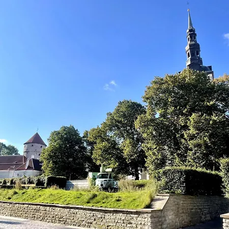 Apartman Heart Of The Old Town - Space, Views & Comfort