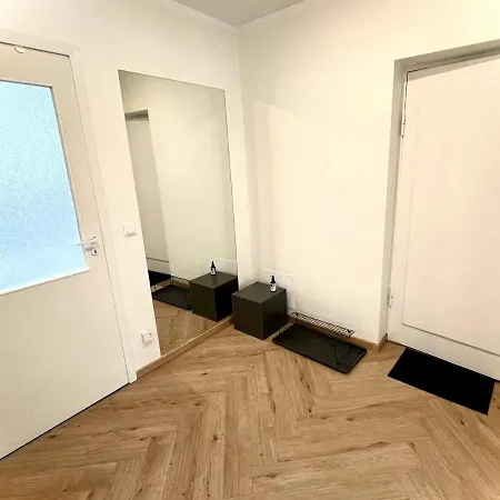 Heart Of The Old Town - Space, Views & Comfort *